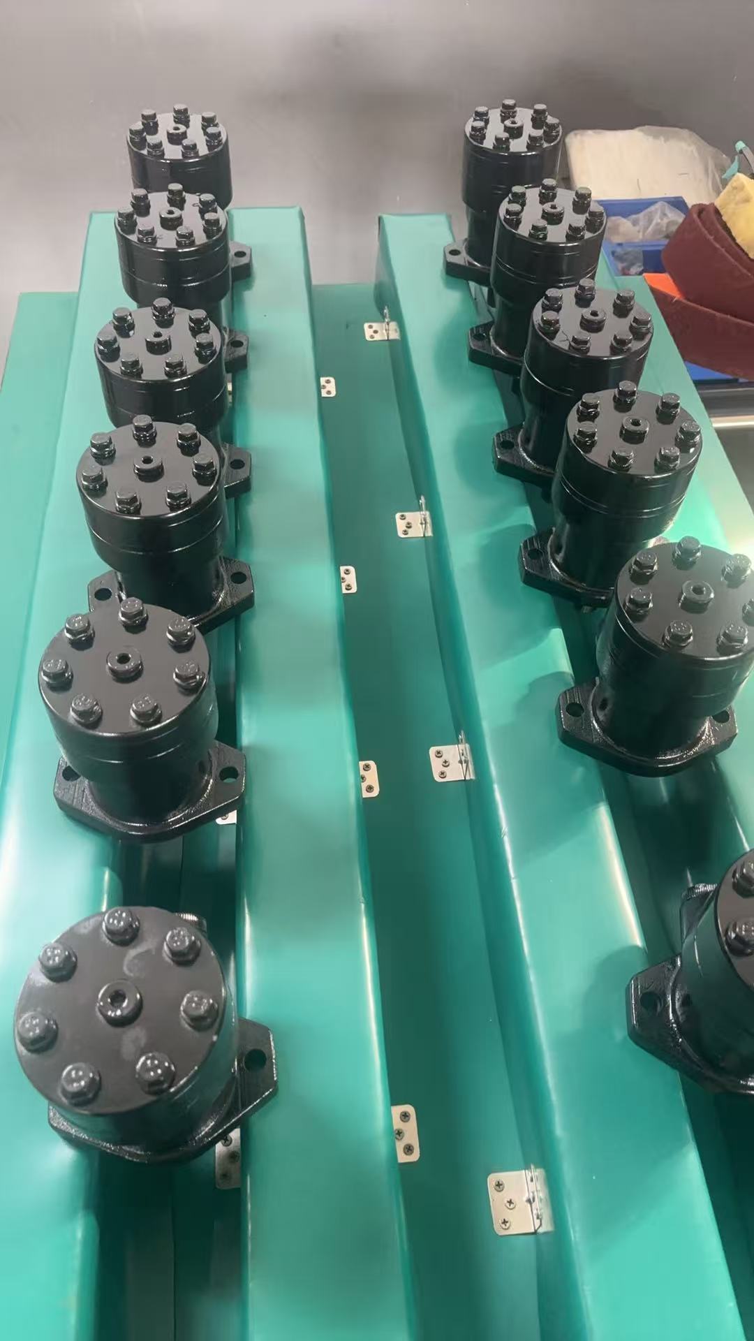 Comment construire une ligne de défense solide et de qualité pour les moteurs hydrauliques ? Regardez notre production raffinée